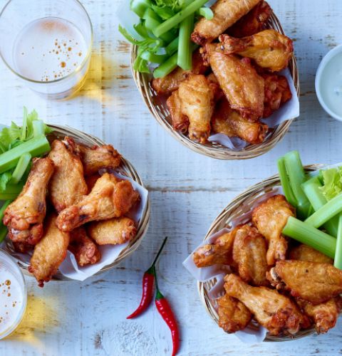 Hot and spicy chicken wings cut-up, fully cooked (seasoned)